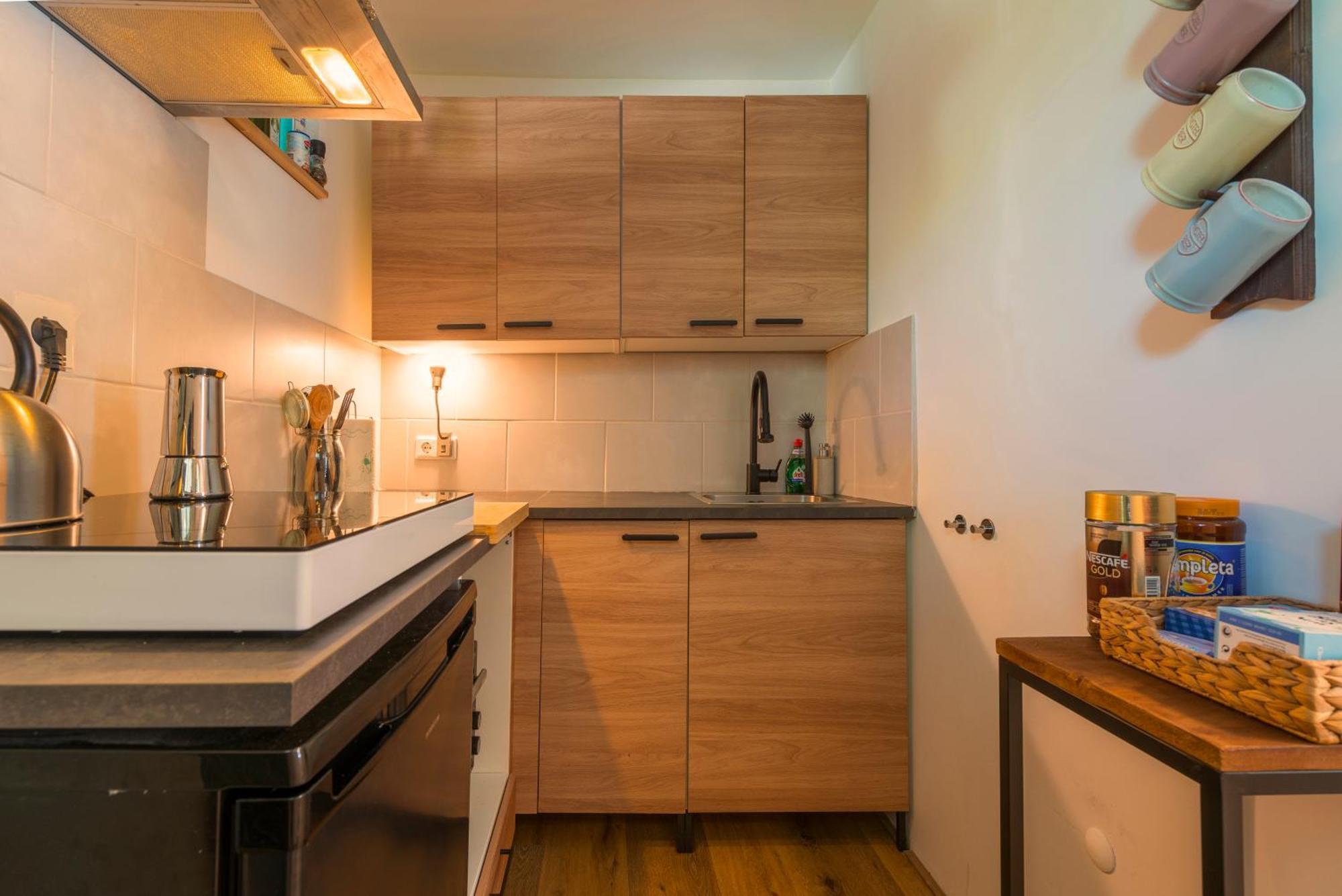 Tiny House - Leenfietsen, Eigen Keuken En Badkamer Nimwegen Exterior foto